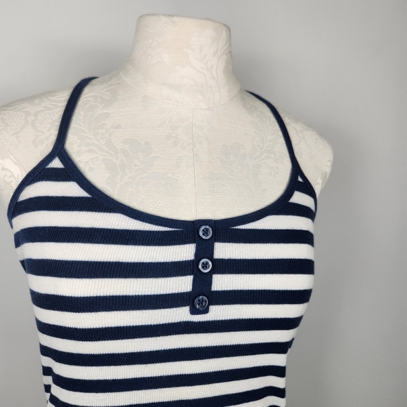 Y2K Vintage Old Navy White Stripped Thin Strap Henley Ribbed Tank Top Size M - Picture 2 of 10